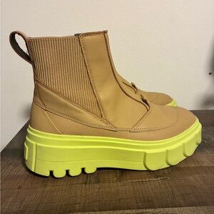 Sorel Tan and Neon Yellow Winter Boots